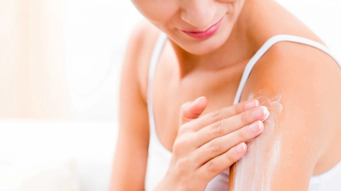 Merawat Kulit Secara Konsisten untuk Kenyamanan Sepanjang Tahun